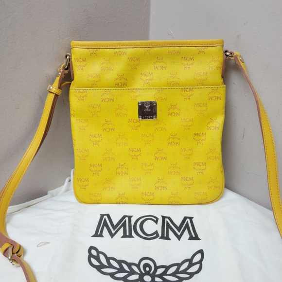 100% Authentic MCM small crossbody bag - Picture 1 of 12